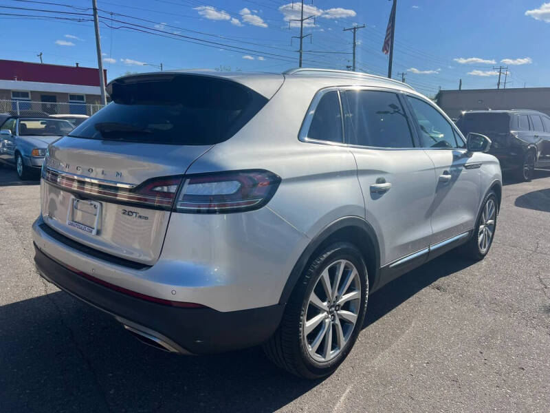 2019 Lincoln Nautilus Select