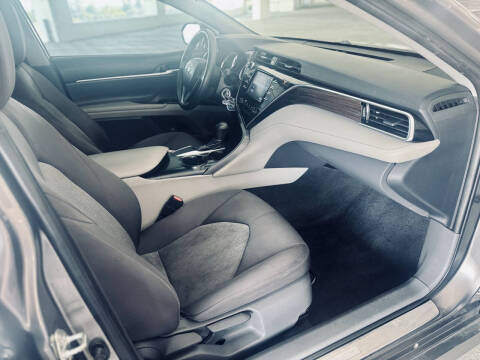 2018 Toyota Camry LE