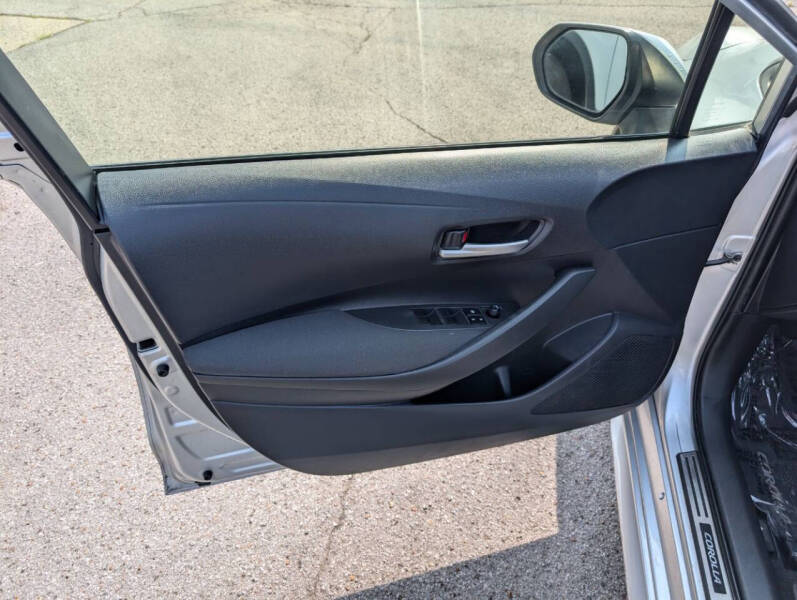 2020 Toyota Corolla Hybrid LE