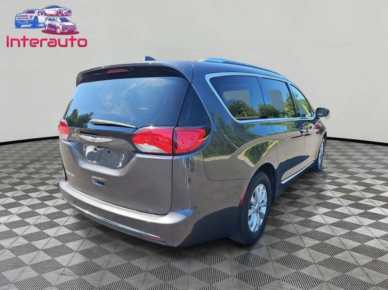 2018 Chrysler Pacifica Touring L