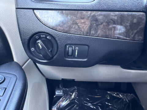 2011 Dodge Grand Caravan Express