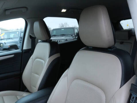 2021 Ford Escape SEL