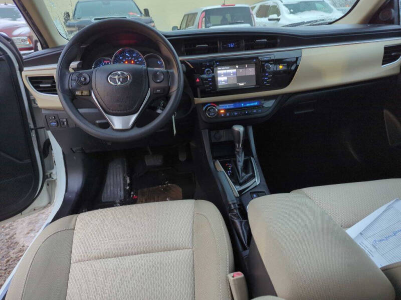 2015 Toyota Corolla LE Plus
