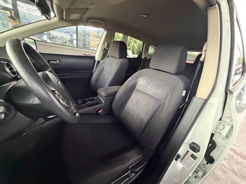 2015 Nissan Rogue Select S