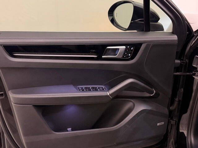 2019 Porsche Cayenne S