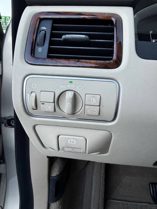 2015 Volvo XC70 T5 Drive-E Premier Plus