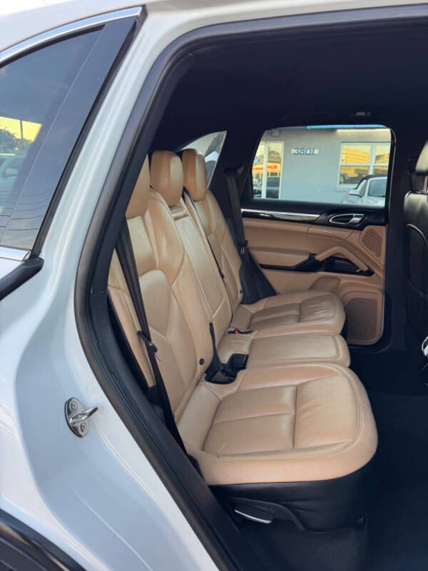 2016 Porsche Cayenne