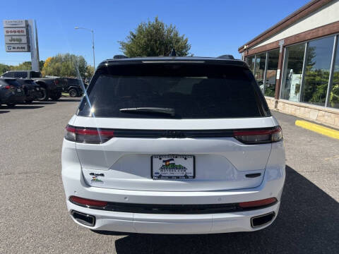 2025 Jeep Grand Cherokee Summit