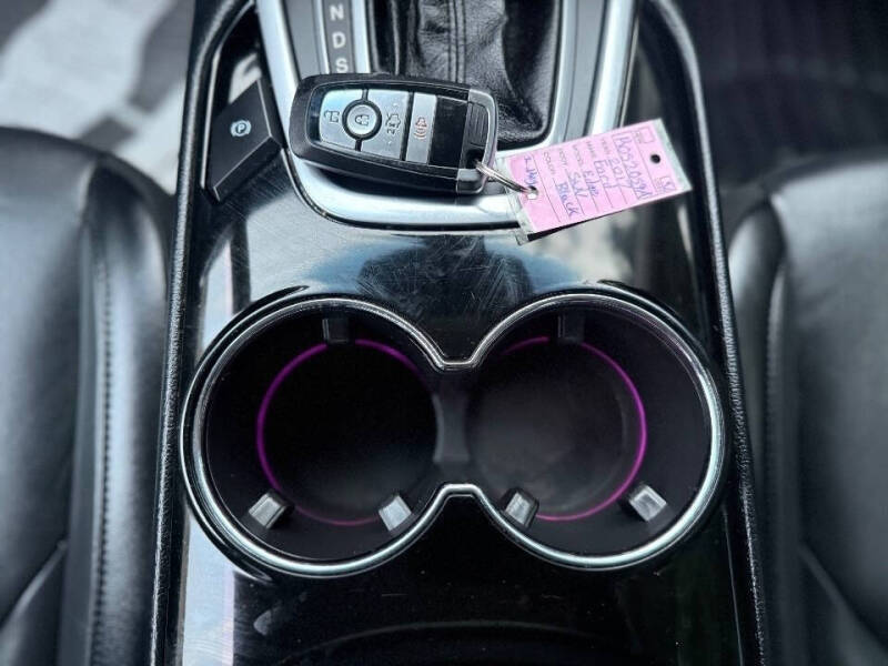 2017 Ford Edge Titanium