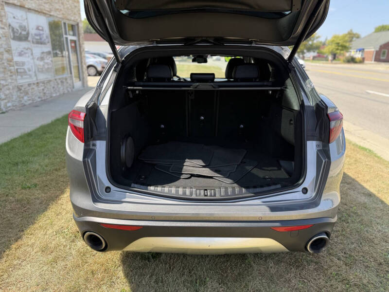 2019 Alfa Romeo Stelvio Ti Sport