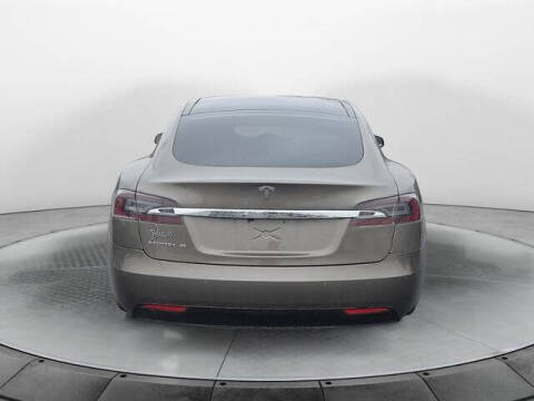 2016 Tesla Model S 75D