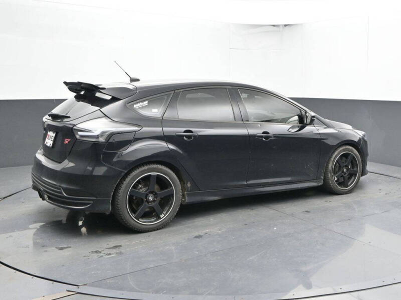2018 Ford Focus ST