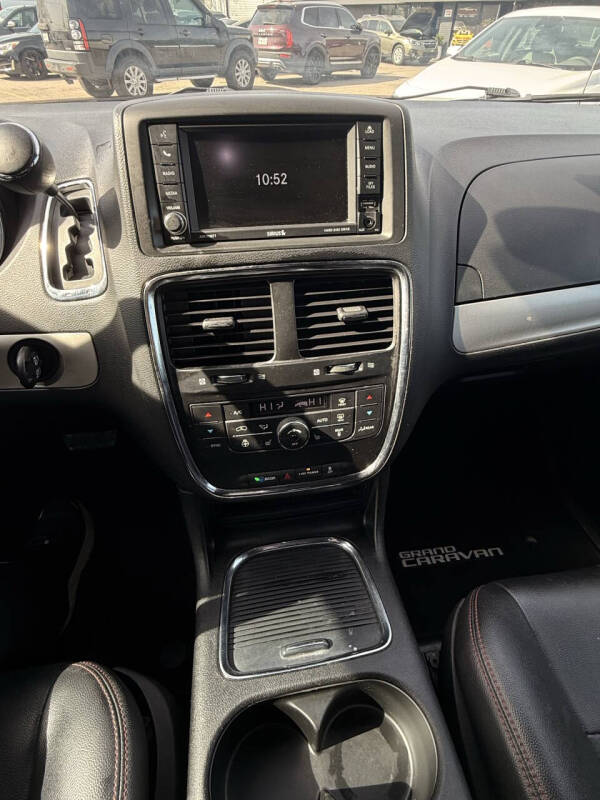 2017 Dodge Grand Caravan GT
