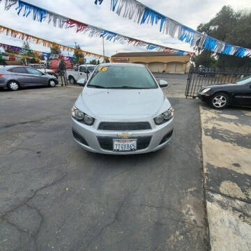 2016 Chevrolet Sonic LS Auto