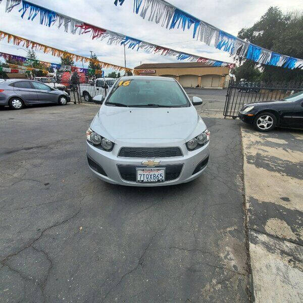 2016 Chevrolet Sonic LS Auto