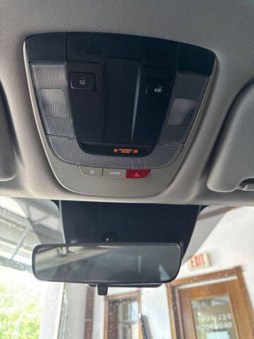 2022 Kia Sorento Hybrid S