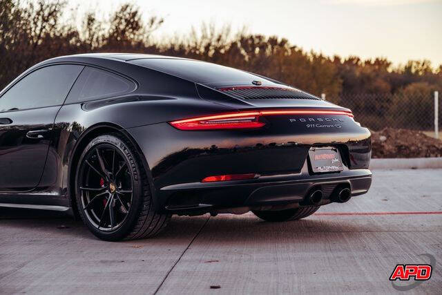 2019 Porsche 911 Carrera 4S