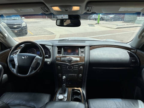 2017 Infiniti QX80