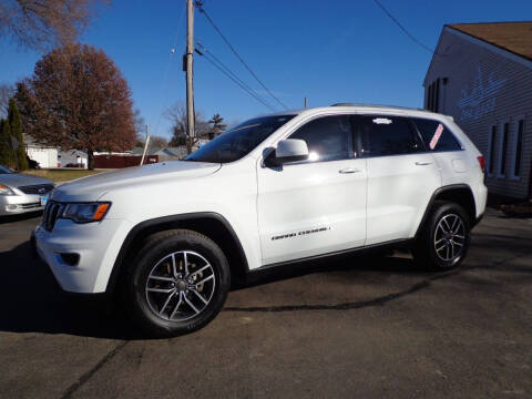 2019 Jeep Grand Cherokee for sale at North American Credit Inc. in Waukegan IL