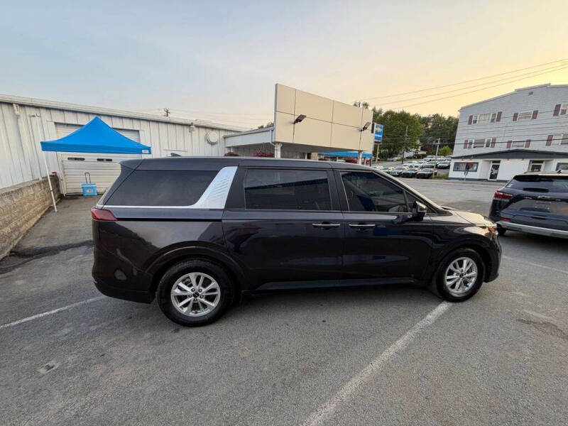 2024 Kia Carnival