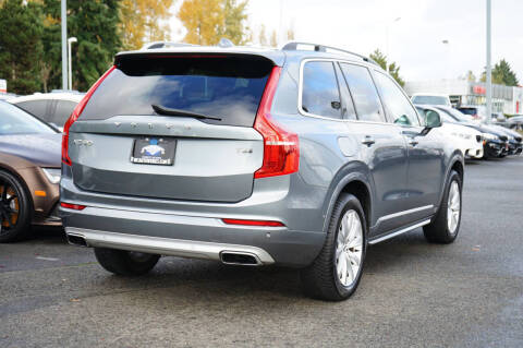 2018 Volvo XC90 T6 Momentum