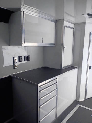 2026 Haulmark 8.5X34 BATHROOM