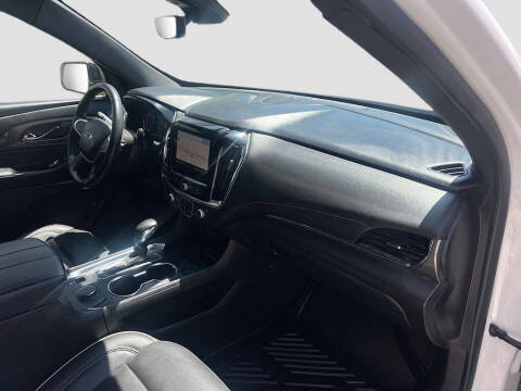 2023 Chevrolet Traverse Premier