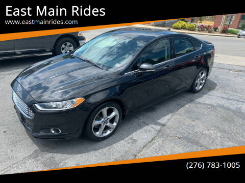 2013 Ford Fusion for sale at East Main Rides in Marion VA