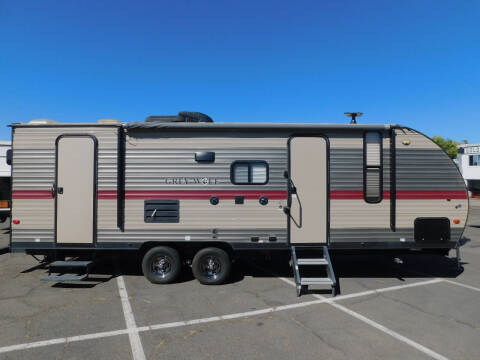 2018 Forest River GREYWOLF 23DBH