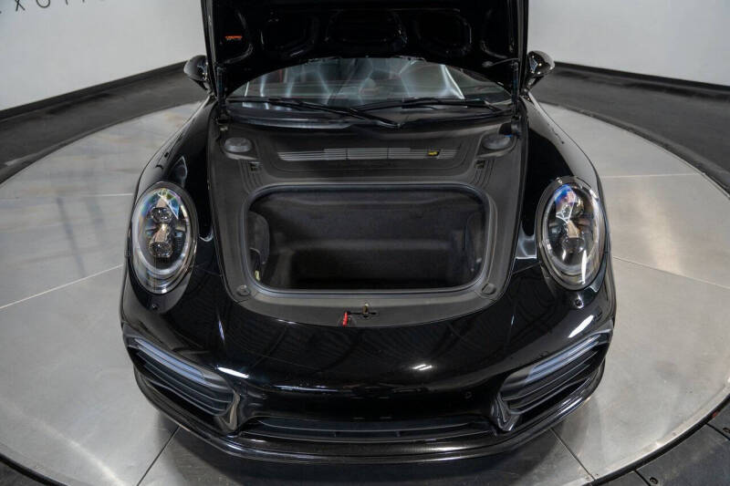 2017 Porsche 911 Turbo S