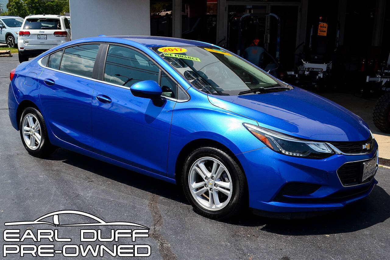 2017 Chevrolet Cruze for sale at EARL DUFF PRE-OWNED CENTER in Harriman, TN