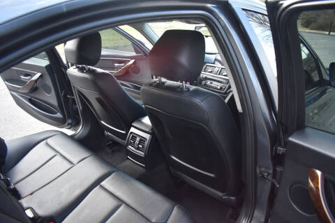 2015 BMW 3 Series 320i xDrive