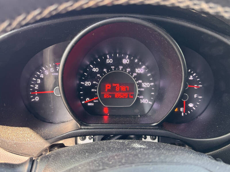 2017 Kia Soul +