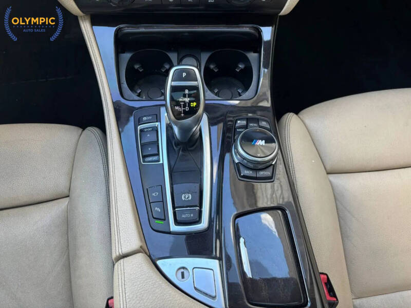 2016 BMW 5 Series 528i