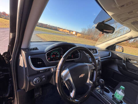 2017 Chevrolet Traverse LT