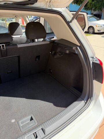 2016 Volkswagen e-Golf SE