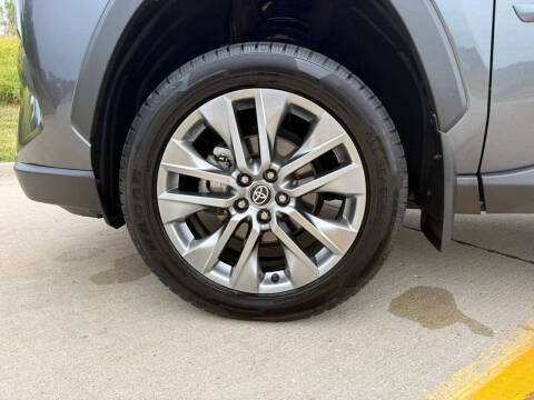 2023 Toyota RAV4 Limited