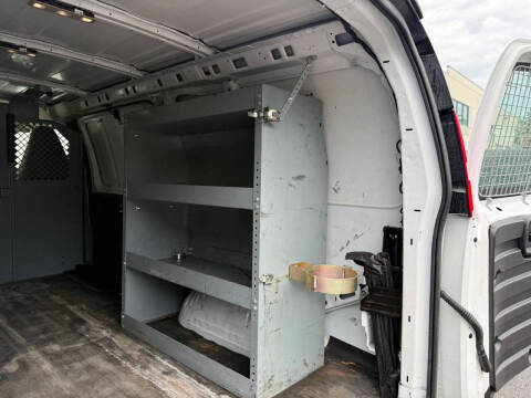 2021 Chevrolet Express 2500