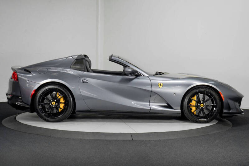 2023 Ferrari 812 GTS