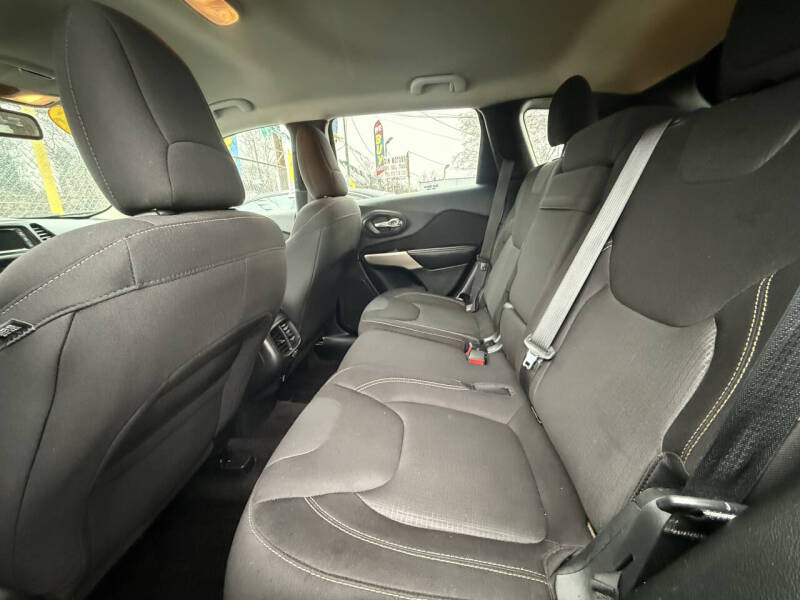 2017 Jeep Cherokee Latitude