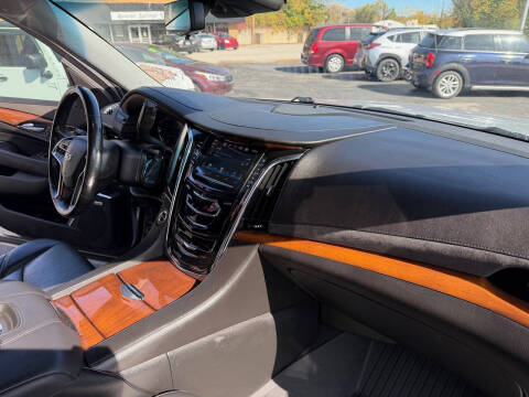 2018 Cadillac Escalade Premium Luxury