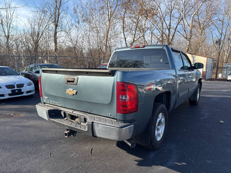 2009 Chevrolet Silverado 1500 1LT photo 7