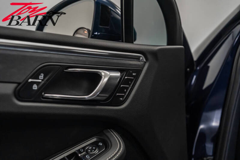 2023 Porsche Macan GTS