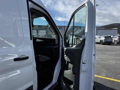2023 Ford E-Transit