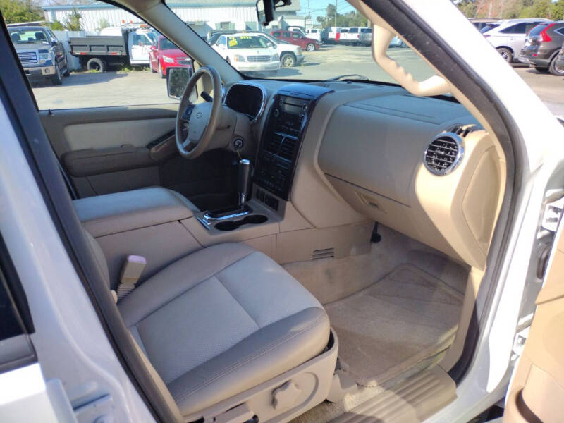 2010 Ford Explorer Limited