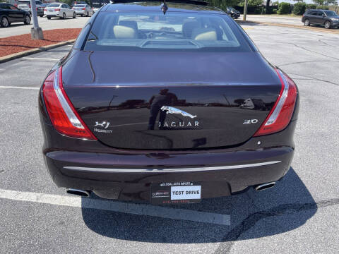 2013 Jaguar XJ