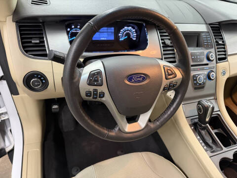 2019 Ford Taurus SEL