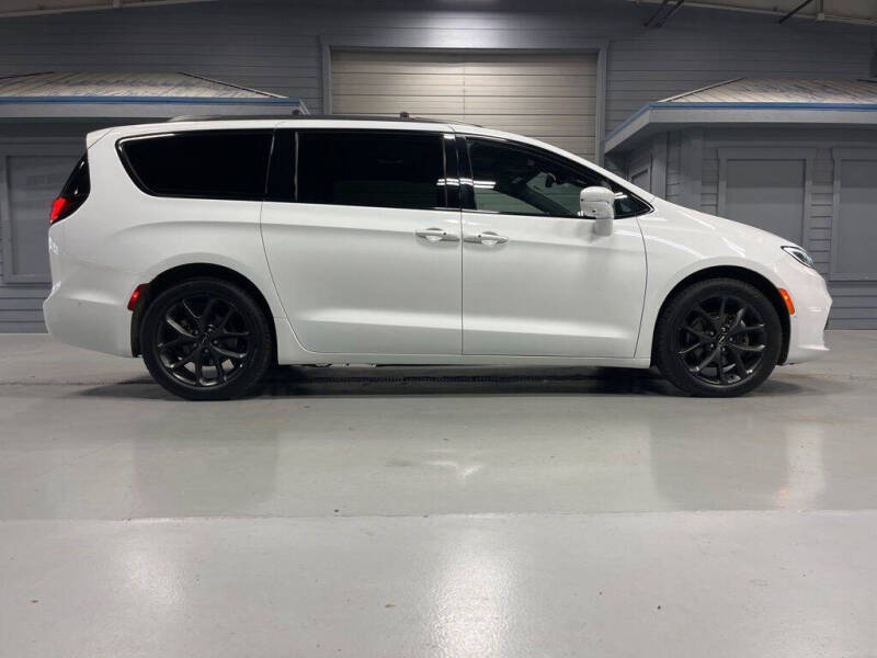 2022 Chrysler Pacifica Limited
