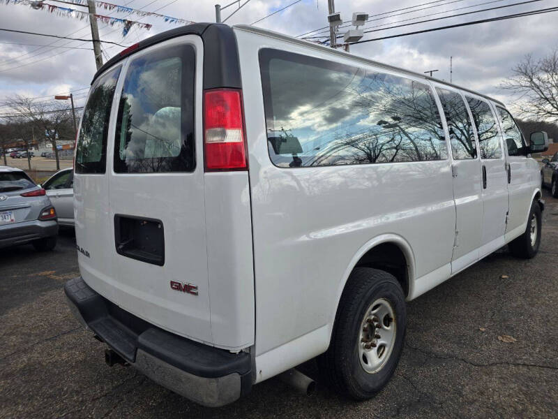 2017 GMC Savana 2500