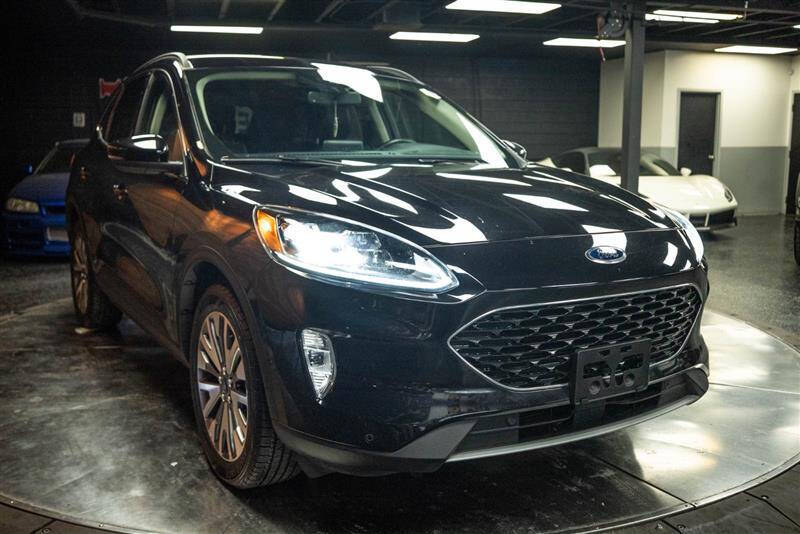 2020 Ford Escape Titanium